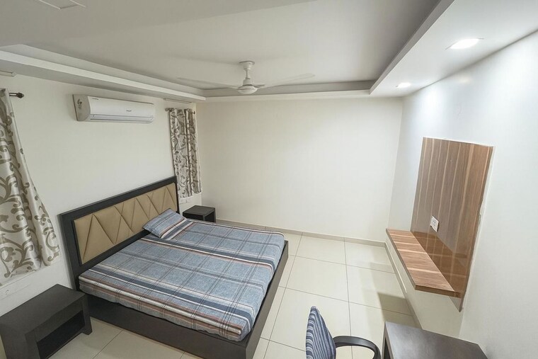 Bedroom, sector 45 3 Bedroom 1600 Sq.Ft. Builder Floor In Sector 45 Gurgaon 10391028