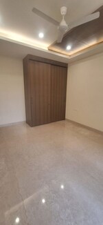 2 BHK 300 Sq.Yd. Builder Floor in Green Fields Colony