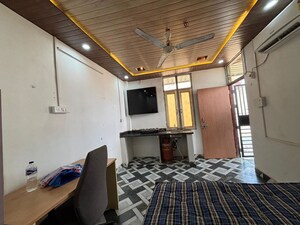 Hall in 3 BHK Builder Floor at Sector 41 – for Rent