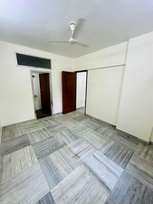 Room in 1 BHK Apartment at Surashree CHS, Airoli Sector 20 – for Sale