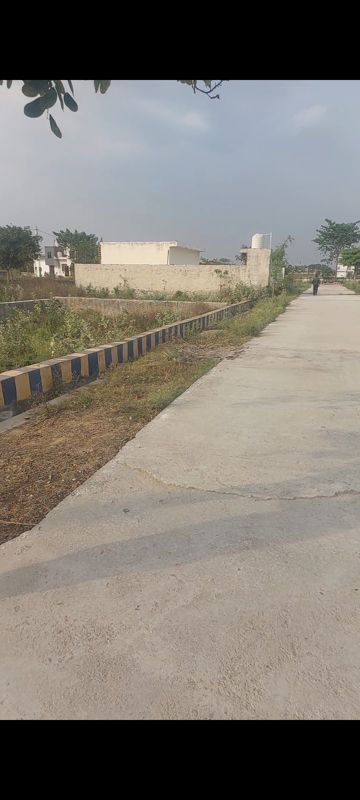 Plot For Sale in Agra Bypass