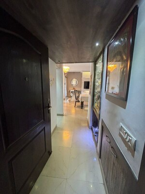 Building Lobby in 2 BHK Apartment at Bptp Park Floors I, Sector 77 – for Sale