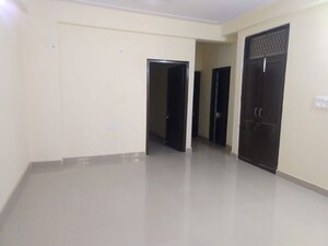 Room in 2 BHK Builder Floor at Saket – for Rent
