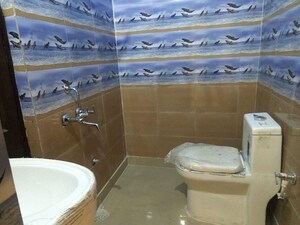 Team Area in 2 BHK Builder Floor at Saket – for Rent
