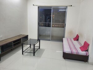 2 BHK Apartment For Rent in Paranjape Blue Ridge, Hinjewadi