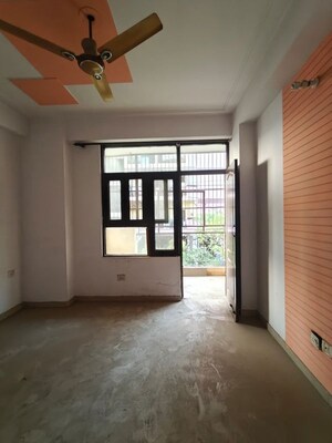 Room in 3 BHK Apartment at Skytech Svaran Residency, Gt Road – for Sale