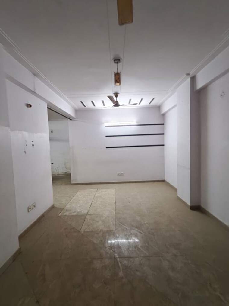 Bathroom, skytech-svaran-residency 3 Bedroom 1950 Sq.Ft. Apartment In Gt Road Ghaziabad 10391139