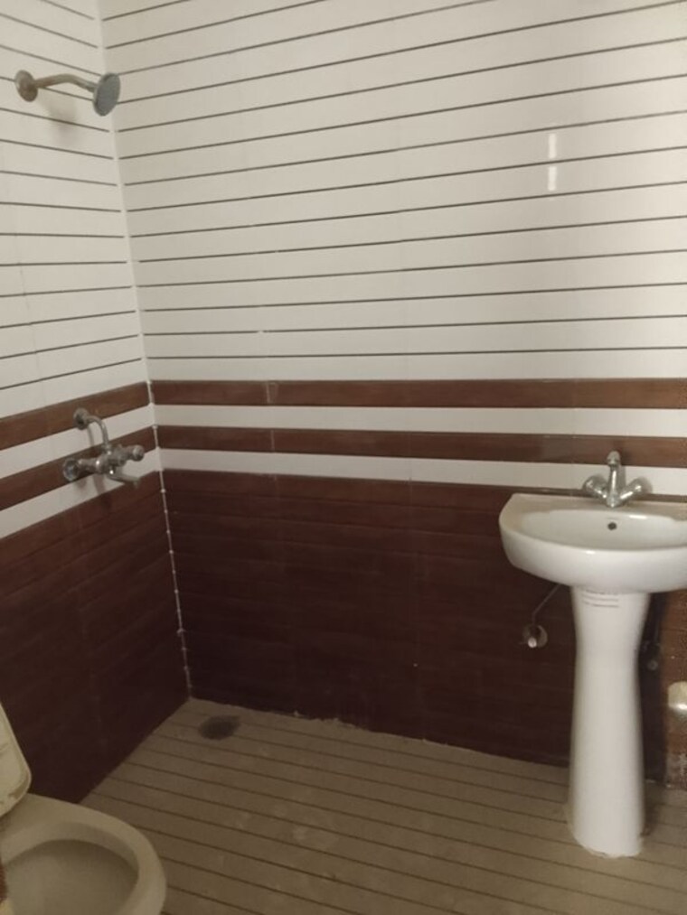 undefined, tdi-the-grand-retreat 3 Bedroom 180 Sq.Yd. Builder Floor In Sector 88 Faridabad 10391144