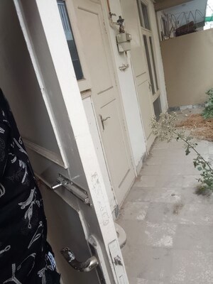 Building Lobby in 3 BHK Builder Floor at TDI The Grand Retreat, Sector 88 – for Sale