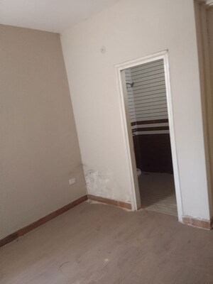 Room in 3 BHK Builder Floor at TDI The Grand Retreat, Sector 88 – for Sale