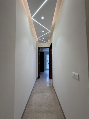 3 BHK Builder Floor – Entrance View at East Of Kailash - for Rent