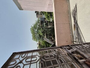 Balcony in 2.5 BHK Apartment at Mayur Vihar – for Rent