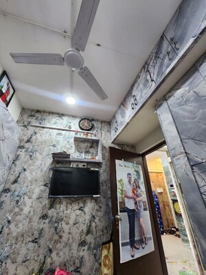 Furnished Amenities in 1 BHK Apartment at Tej One, Fergusson College Road – for Rent