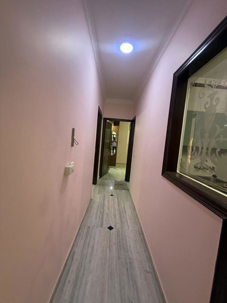 Bedroom, chittaranjan park 3 Bedroom 1250 Sq.Ft. Builder Floor In Chittaranjan Park Delhi 10391099