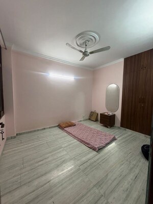 Bedroom in 3 BHK Builder Floor at Chittaranjan Park – for Rent
