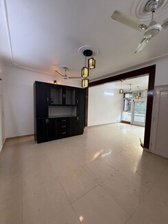 3 BHK + Servant Room Builder Floor For Rent in Nehru Enclave