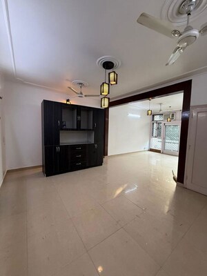 3 BHK Builder Floor For Rent in Nehru Enclave
