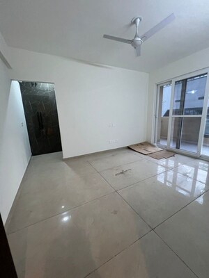 Room in 3 BHK Apartment at Maya Green Lotus Utsav, International Airport Road – for Rent