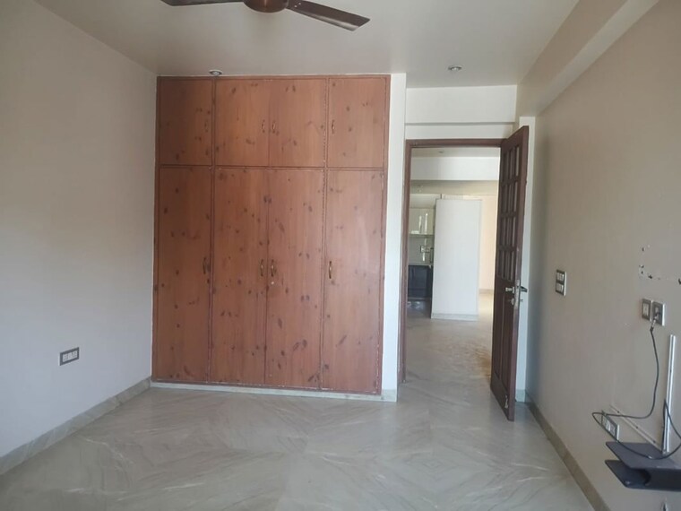 Room, kalkaji 1 RK 100 Sq.Ft. Apartment In Kalkaji Delhi 10391194