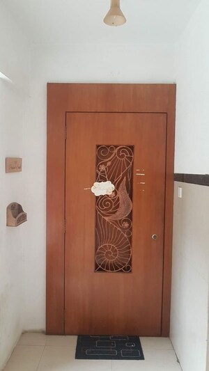 Furnished Amenities in 2 BHK Apartment at Marathon Monte South, Byculla West – for Rent