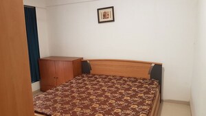 Bedroom in 2 BHK Apartment at Marathon Monte South, Byculla West – for Rent