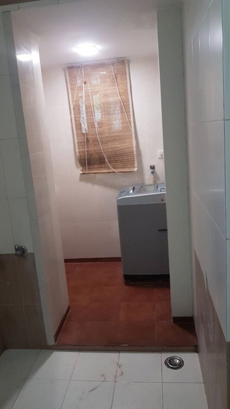 Bathroom, marathon-monte-south 2 Bedroom 850 Sq.Ft. Apartment In Byculla West Mumbai 10391196