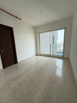 Room in 3 BHK Apartment at Courtyard by Narang Realty and The Wadhwa Group, Pokhran Road No Two – for Sale