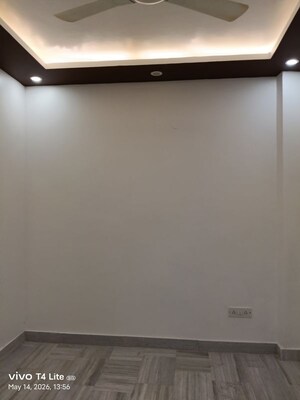Room in 1 BHK Builder Floor at Panchsheel Vihar – for Sale