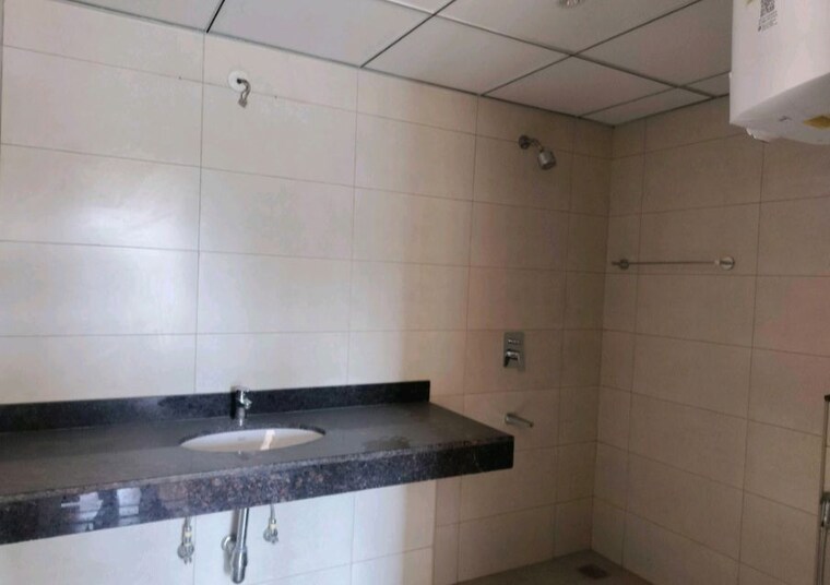 Bathroom, godrej-golf-link-villas 2 Bedroom 1450 Sq.Ft. Apartment In Sector 27 Yamuna Expressway Greater Noida 10391226