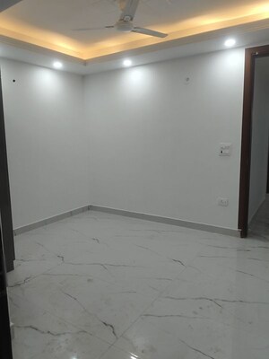 Room in 2 BHK Builder Floor at Malviya Nagar – for Rent