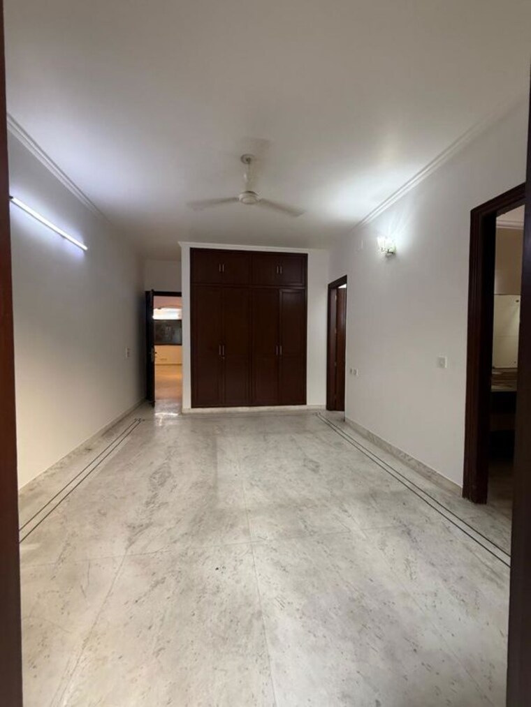 Room, pamposh enclave 4 Bedroom 3500 Sq.Ft. Builder Floor In Pamposh Enclave Delhi 10391237