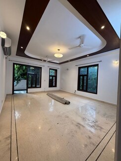 4 BHK Builder Floor For Rent in Pamposh Enclave