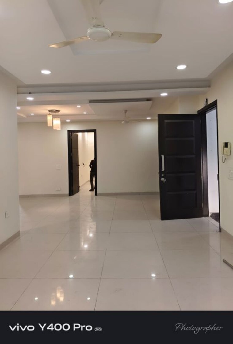 Room, unitech-the-residences-gurgaon 3 Bedroom 1545 Sq.Ft. Apartment In Sector 33 Gurgaon 10391243