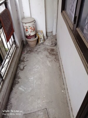 Balcony in 2 BHK Builder Floor at Jawahar Nagar – for Rent