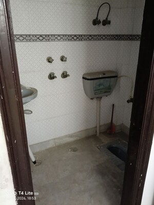 Bathroom in 2 BHK Builder Floor at Jawahar Nagar – for Rent