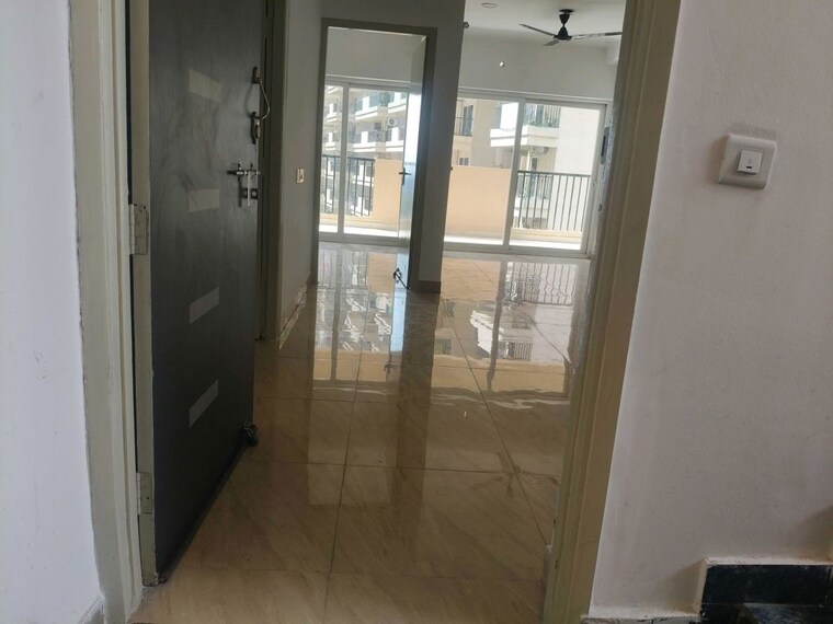 Room, gaur-city-2-14th-avenue 3 Bedroom 1300 Sq.Ft. Apartment In Sector 16c Greater Noida Greater Noida 10390475