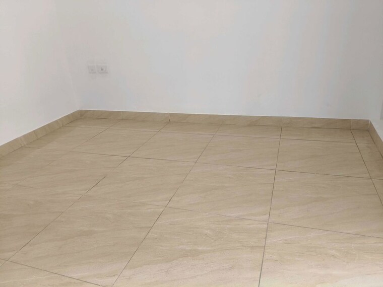 Room, gaur-city-2-14th-avenue 3 Bedroom 1300 Sq.Ft. Apartment In Sector 16c Greater Noida Greater Noida 10390475