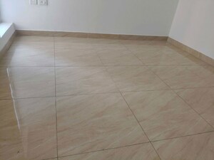 Room in 3 BHK Apartment at Gaur City 2 - 14th Avenue, Sector 16c Greater Noida – for Sale
