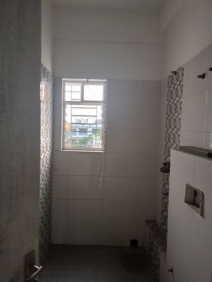 Bathroom in 3 BHK Builder Floor at Bhowanipore – for Sale