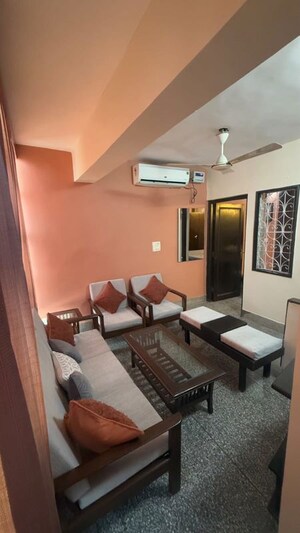1 BHK Builder Floor For Rent in Lajpat Nagar I