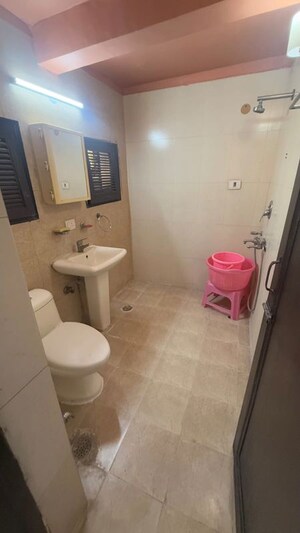 Bathroom in 1 BHK Builder Floor at Lajpat Nagar I – for Rent