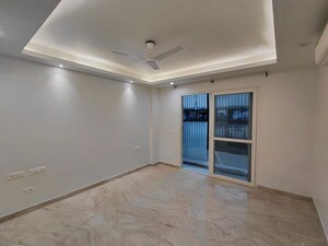 Room in 3.5 BHK Builder Floor at Greater Kailash ii – for Rent