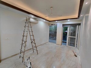 Room in 3.5 BHK Builder Floor at Greater Kailash ii – for Rent