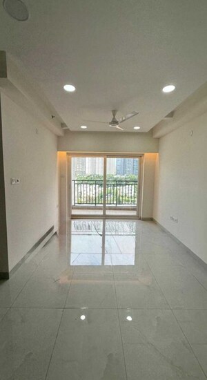 Room in 3 BHK Apartment at Poulomi Avante, Kokapet – for Rent