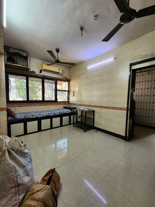 1 BHK 400 Sq.Ft. Apartment in Ashokvan Apartments