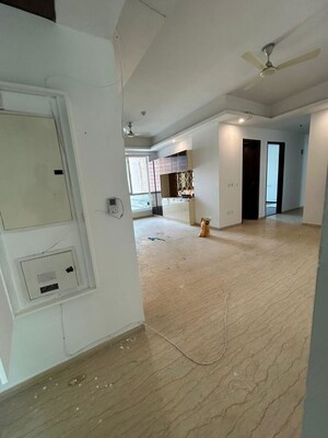 3.5 BHK Penthouse – Entrance View at Mahagun Mezzaria, Sector 78 - for Rent