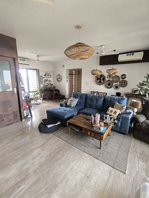 Living Room in 3.5 BHK Apartment at Imperial Heights Goregaon West, Goregaon West – for Rent