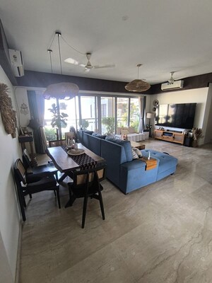 Living Room in 3.5 BHK Apartment at Imperial Heights Goregaon West, Goregaon West – for Rent