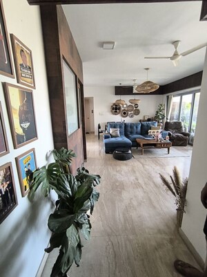 Room in 3.5 BHK Apartment at Imperial Heights Goregaon West, Goregaon West – for Rent