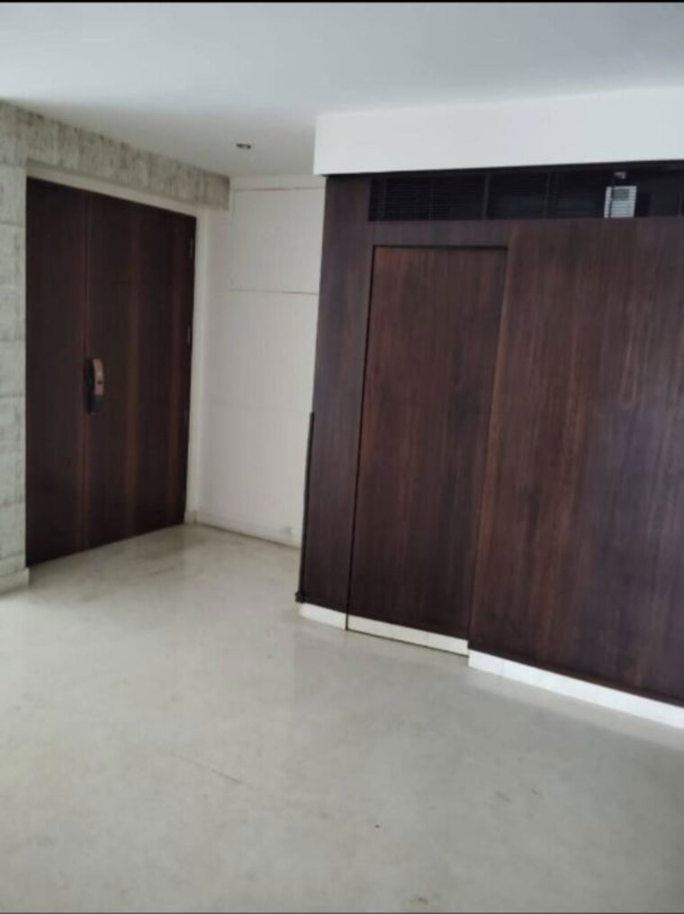 Room, sterling-north 4 Bedroom 5200 Sq.Ft. Builder Floor In Sadashiva Nagar Bangalore 10391274